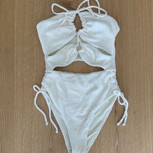 DEVON WINDSOR White Textured Cutout One-Piece Swimsuit